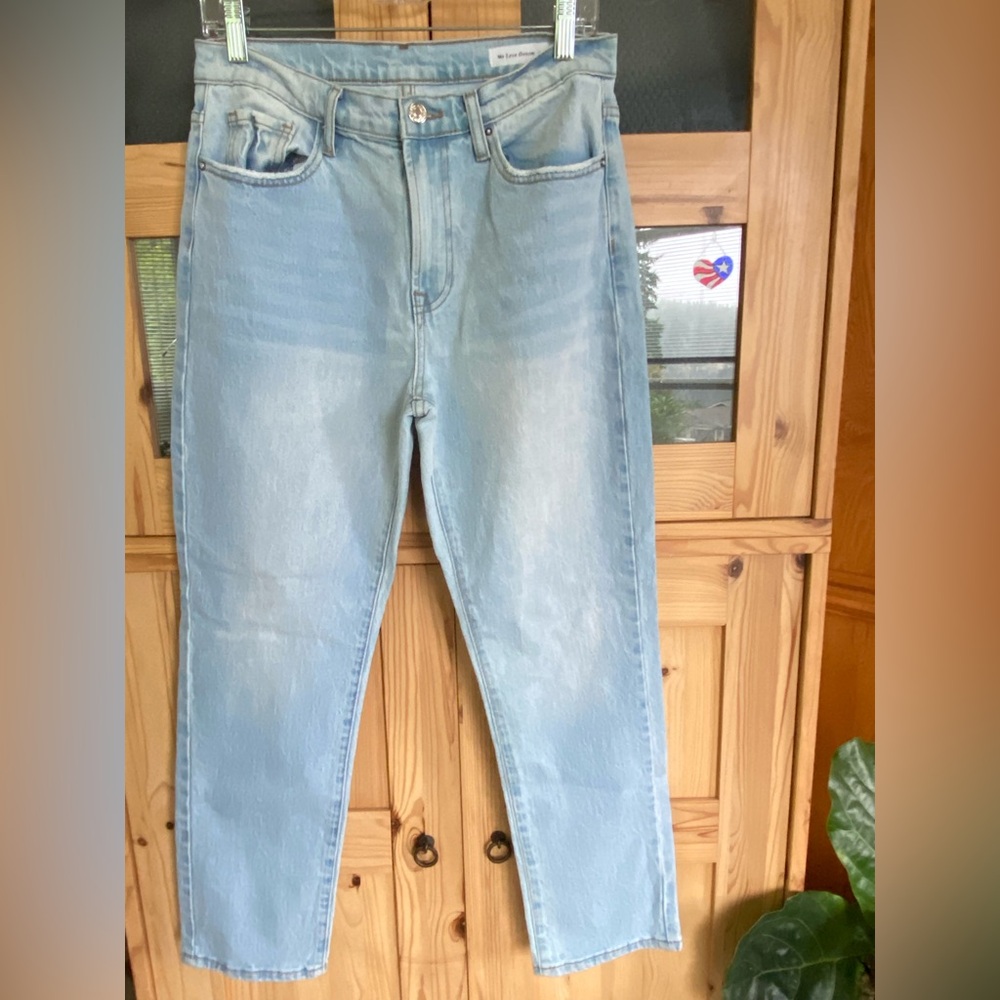 Renuar Women's Straight Leg Jeans in Light Blue